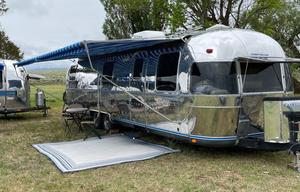 SilverStays 1990 Airstream Excella *DELIVERY ONLY*