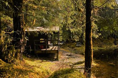 Karta Lake Cabin