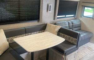 2022 Coachmen RV Catalina Legacy 323BHDSCK