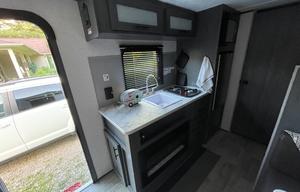 2021 Aspen Trail 17BH RV rental photo 6