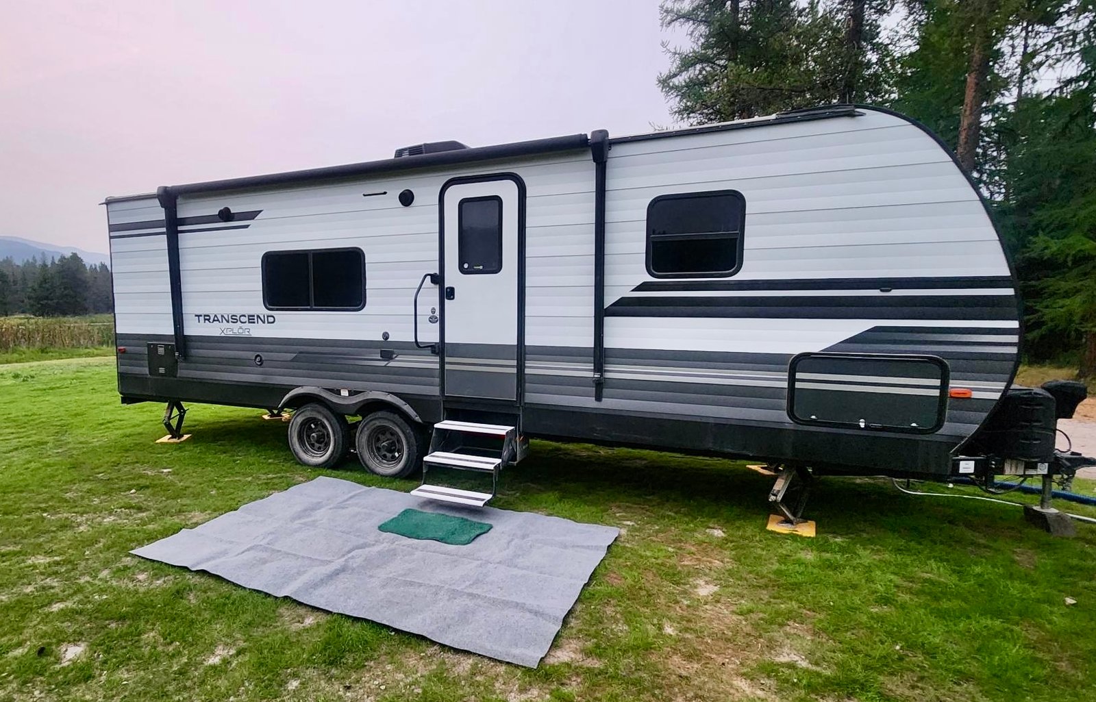 Camper Sleeps 9!!  :)