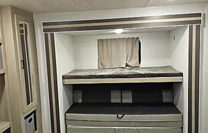 Fireside RV's FR Salem Platinum 31KQBTS Bunkhouse