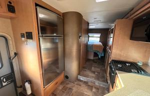 Thor Motor Coach Four Winds 31W