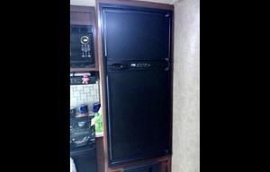 THE BEAR HOUSE- 2014 Dutchmen RV COLEMAN 194QB
