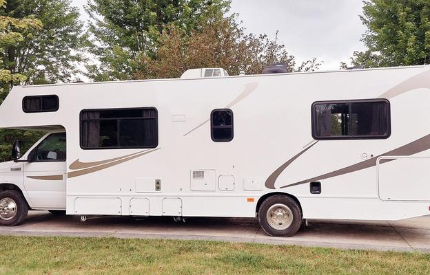 2019 Thor Motor Coach 28A Majestic