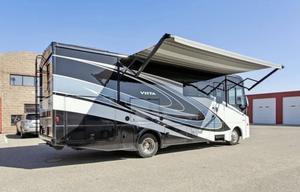 'Valerie' 2023 Winnebago Vista 29V