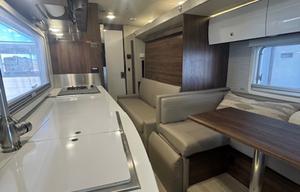 Easy driving 2021 Winnebago View 24D