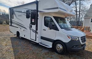 New 2025 Qwest on Mercedes Benz, 25 feet