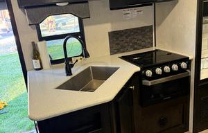 2020 Heartland North Trail 27RBDS RV rental photo 6