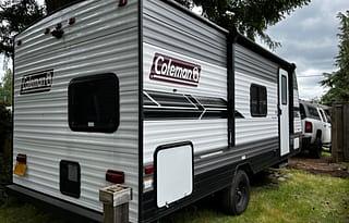 2022 Dutchmen RV Coleman Lantern LT Series 18BH RV rental photo 3