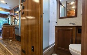 2018 Coachmen RV Mirada 31FW RV rental photo 10