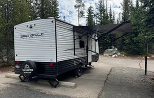 Mountain Munchkin  - Springdale Mini 1800bh