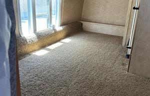 Large Camper - Vacation Ready/Full of Amenities