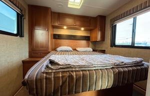 CHARLES - 2017 Winnebago Minnie Winnie 27Q