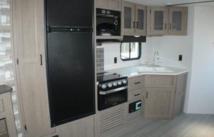 "The Hideout" - 2020 Keyston bunkhouse with 1.5 Bath