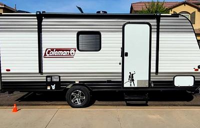 Bertha the Bunkhouse-Delivery to Hammo/Rocky Neck!