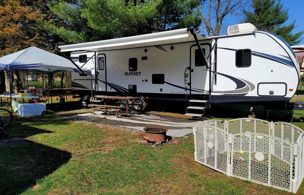 2018 CrossRoads RV Sunset Trail Super Lite SS336BH