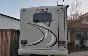 2016 Thor Motor Coach - Vegas