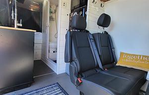 Mercedes Sprinter/Exploring 21 MPG Diesel!