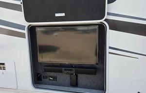 2022 Coachmen RV Freelander 31MB Ford 450 RV rental photo 4