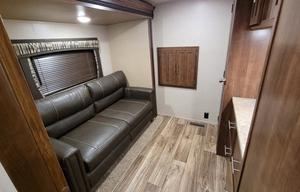 2018 CrossRoads **TWO BEDROOMS!!!**
