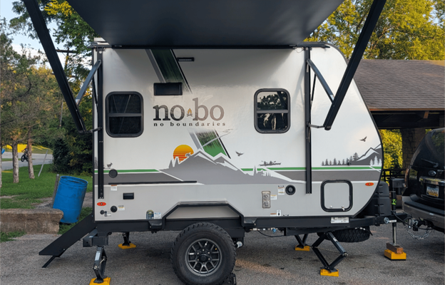 Little Bigfoot, Off Grid Adventure!