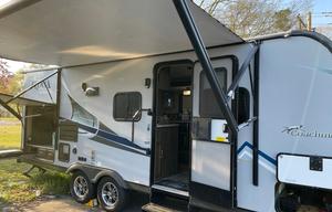 2017 Coachmen RV Apex Ultra-Lite 215RBK