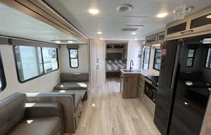 Luxury Family Camper Keystone Coleman Legacy2900BH