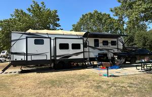 2021 Heartland Bighorn Traveler 37DB