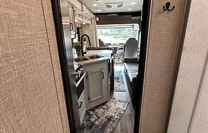 Modern Farmhouse Bunkhouse Motorhome 2022 Alante