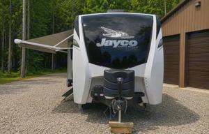 "Blue Grass Beauty" Jayco  Sleeps 8 Delivery Only