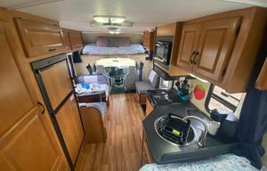 2013 Thor Motor Coach Majestic 23A
