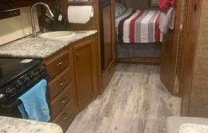 2014 Thor Motor Coach ACE 27 1