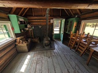 Beaver Creek Cabin (MT)