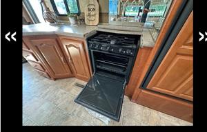 2007 Forest River RV Georgetown XL 330TS RV rental photo 11
