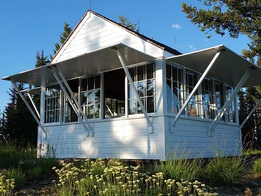 Spyglass Cabin, Loop: