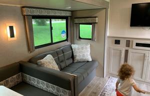 Comfortable and Clean Family RV Rental