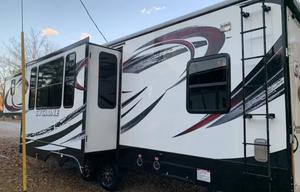 2015 Heartland Cyclone 3110 -HAL 500