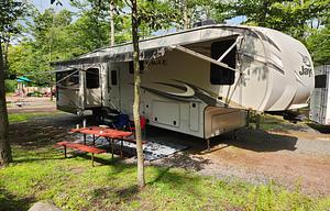 Eagle – Your Family's Private Luxury Lodge