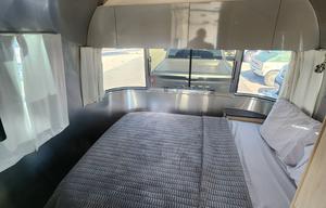 2022 Airstream RV Flying Cloud 23FB