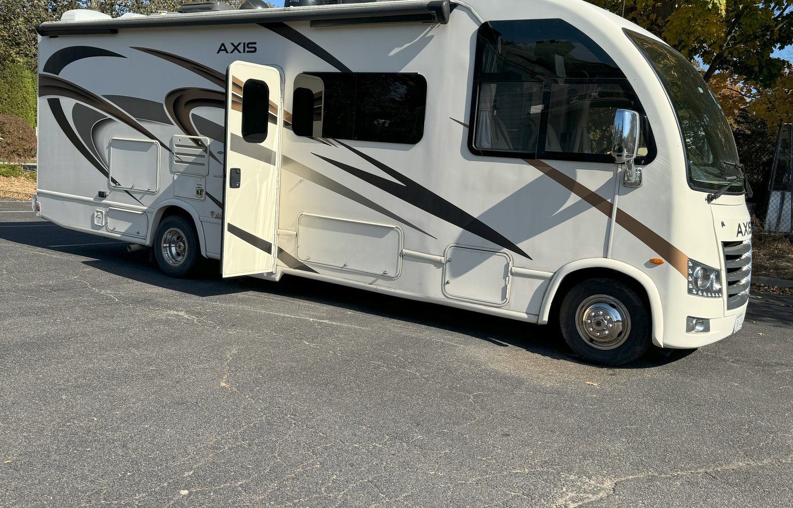 2020 Thor Motor Coach Axis 27.7
