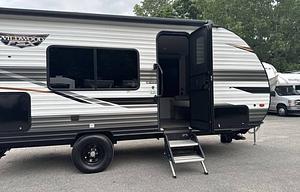 2024 Wildwood FSX 167RBK RV rental photo 6
