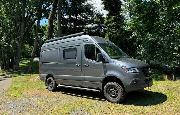 2023 Winnebago Revel 44E 4X4