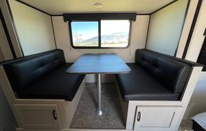 2022 Coachmen- Lightweight, Quick Set Up & Stocked