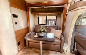 2016 Winnebago View 24', Mercedes, Near Ohio Parks