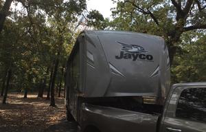 Prince RV Castle  /2020 Jayco Eagle 319MLOK