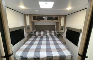 Luxury Family Camper Keystone Coleman Legacy2900BH