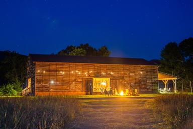 Paint Rock Farm (glamping cabins)