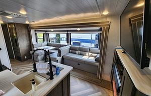 Clubhouse - Ultimate Family Camper