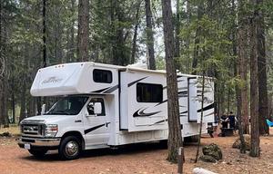 SUNSEEKER 25Ft W/ 3 SLIDES - RUSTY'S RV ADVENTURE